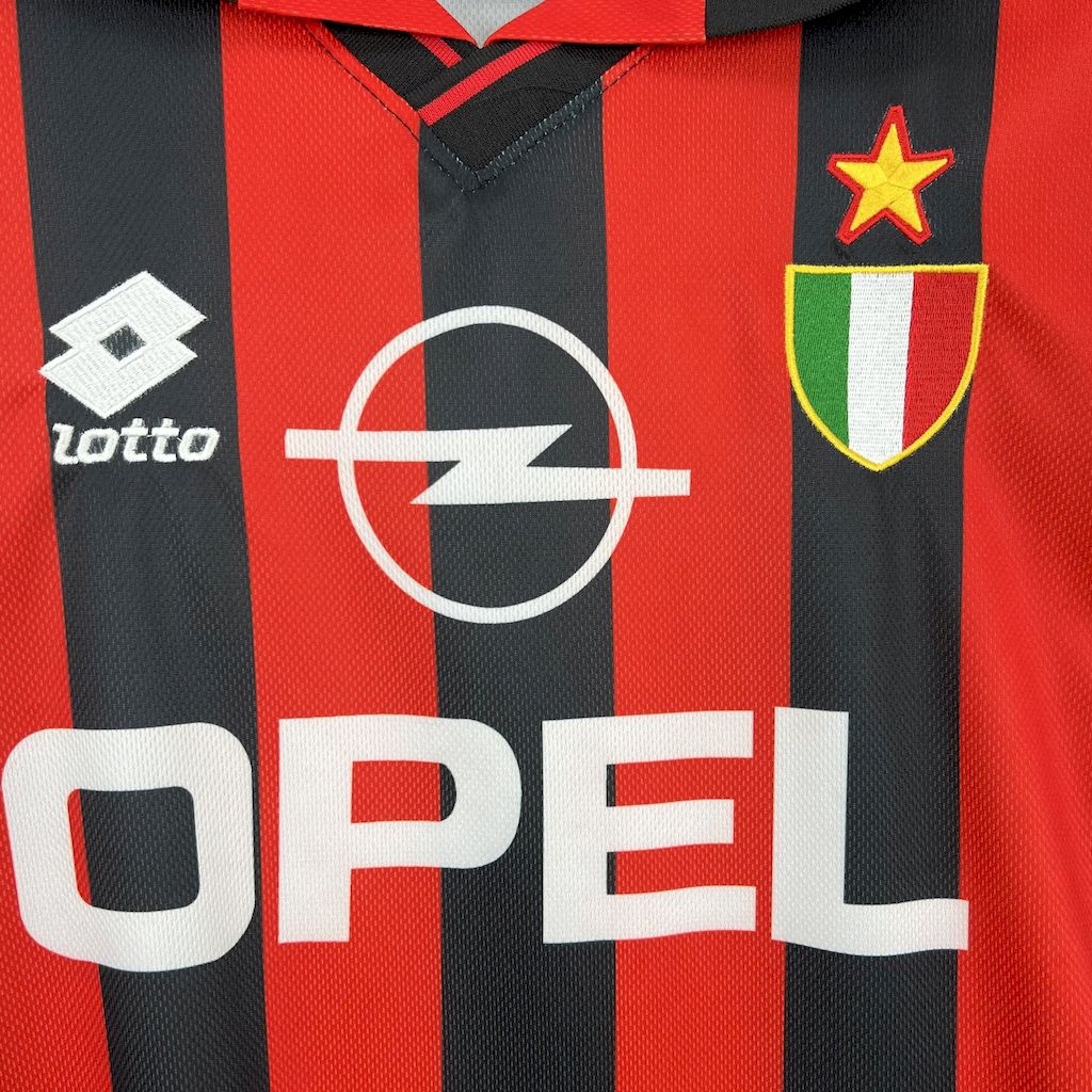 2024111711282997.jpg Retro AC Milan 1996/97 Home Jersey - Image 4