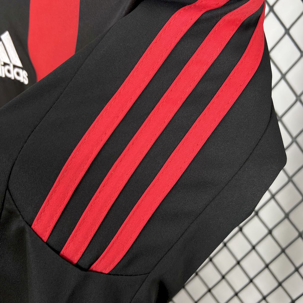 2024111711284771.jpg Retro AC Milan 2008/09 Home Jersey - Image 4