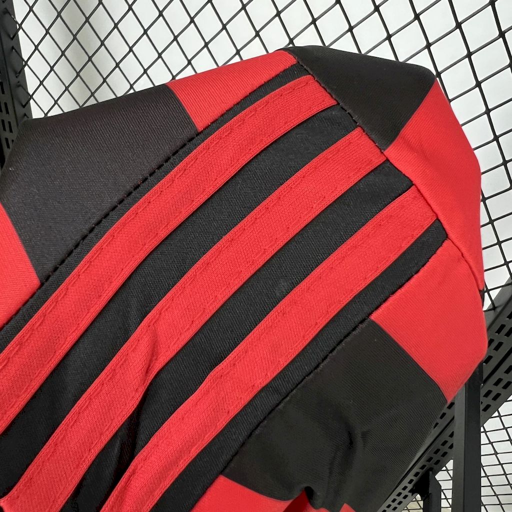 2024111711293223.jpg Retro AC Milan 2017/18 Home Jersey - Image 3