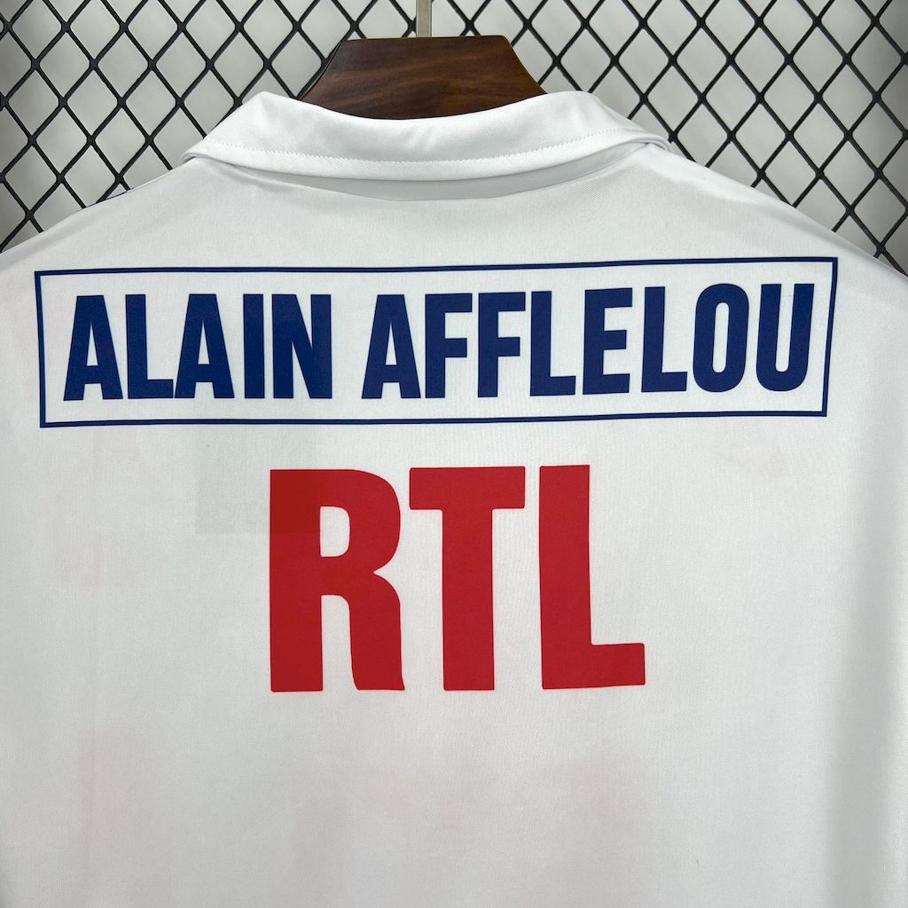 202411171134391.jpg Retro Paris Saint-Germain 1990/91 Away Jersey - Image 3