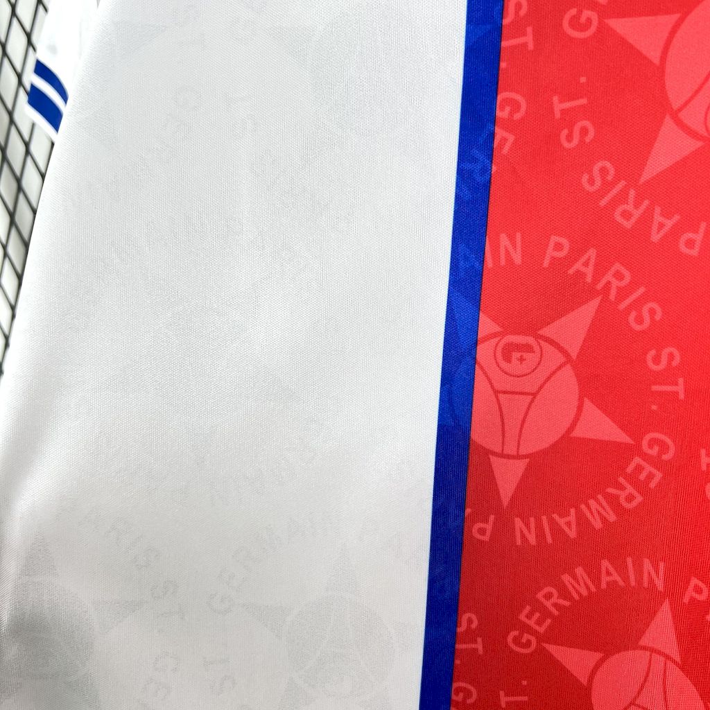 2024111711352547.jpg Retro Paris Saint-Germain 1994/95 Away Jersey - Image 5