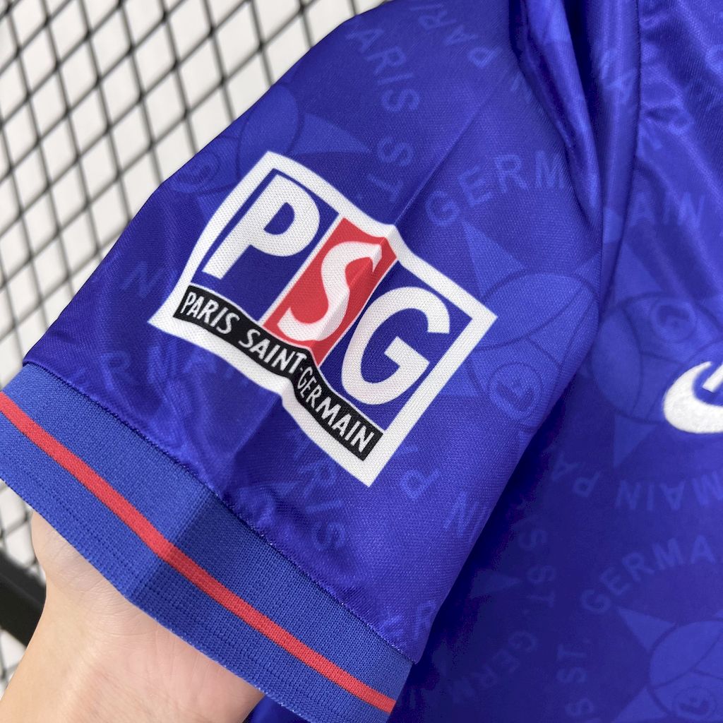202411171136052.jpg Retro Paris Saint-Germain 1995/96 Home Jersey - Image 3