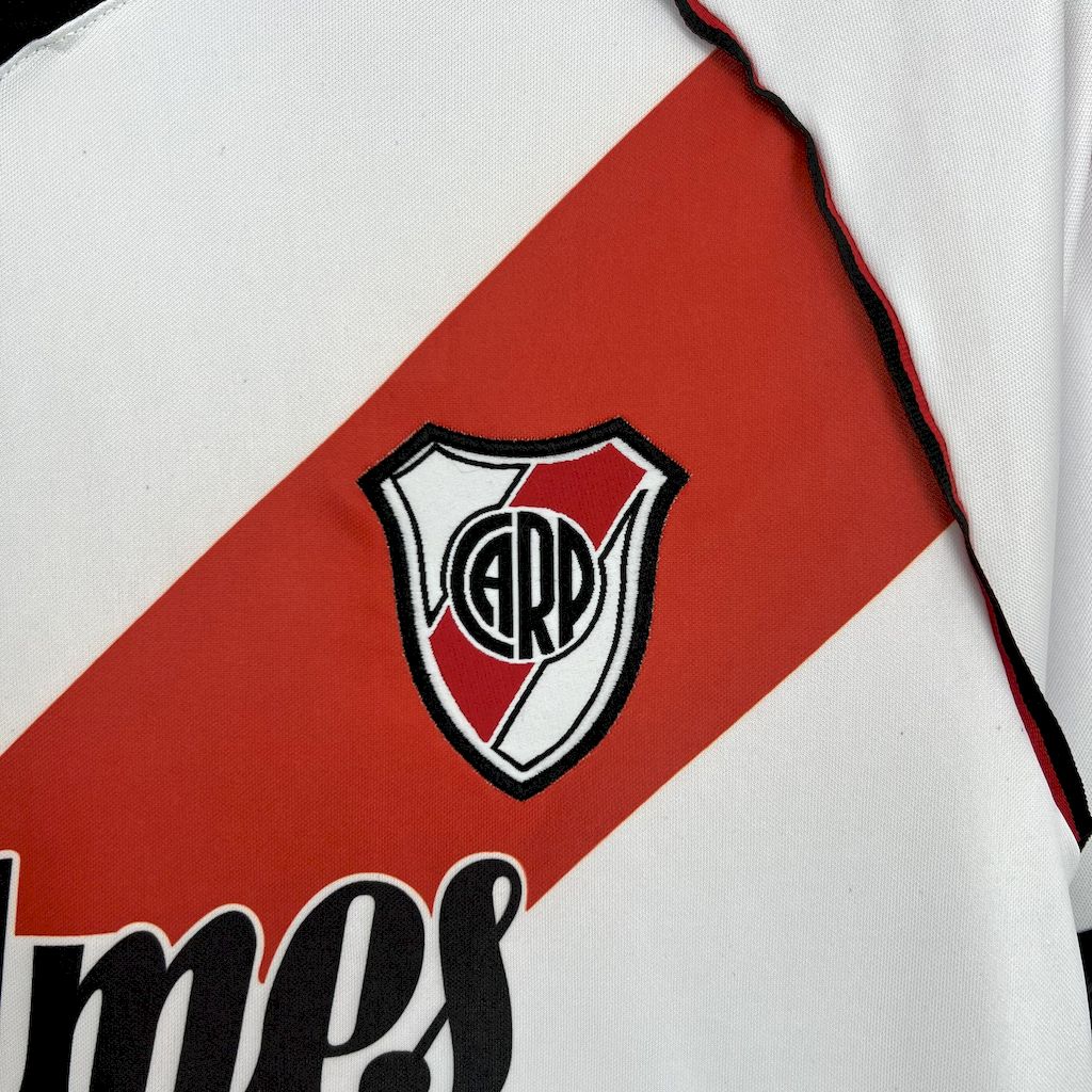 2024111711382266.jpg Retro River Plate 2000/01 Home Jersey - Image 6