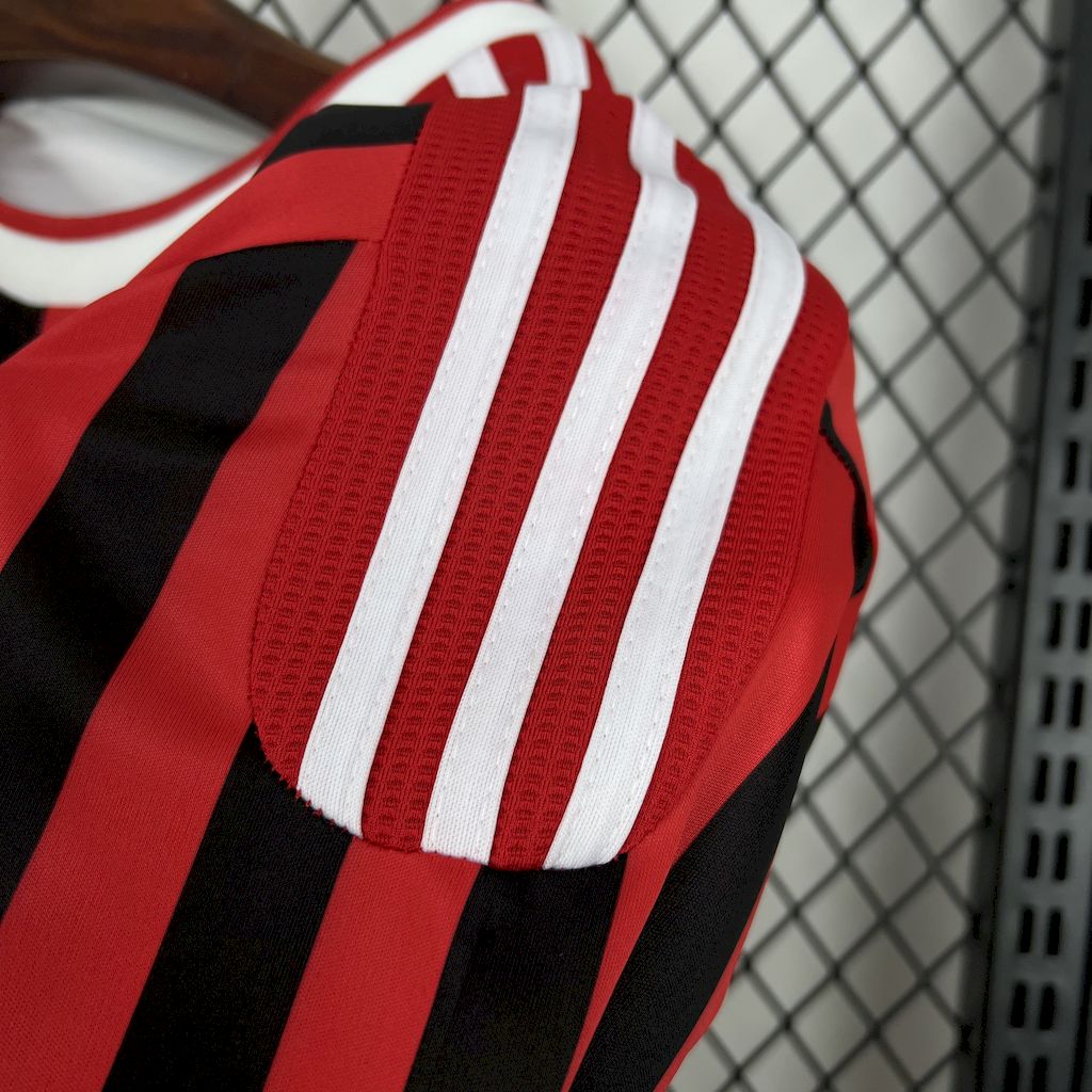 2024112220231418.jpg Retro AC Milan 2011/12 Home Jersey - Image 3
