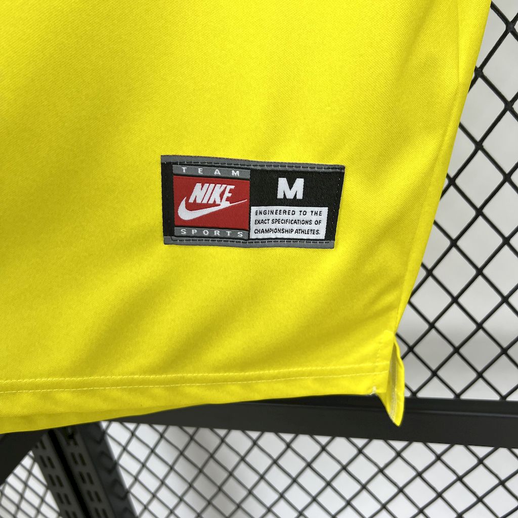 2024112220331163.jpg Retro Borussia Dortmund 1996/97 Home Jersey - Image 5