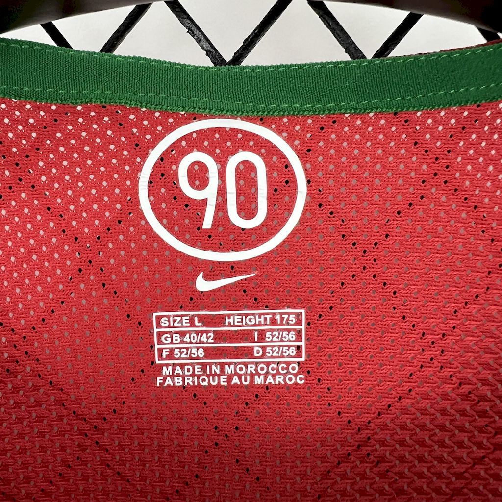 2024112220493940.jpg Retro Portugal 2004 Home Jersey - Image 3