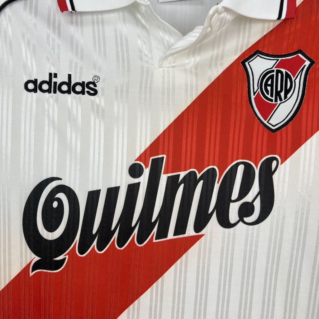 2024112220504271.jpg Retro River Plate 1995/96 Home Jersey - Image 4