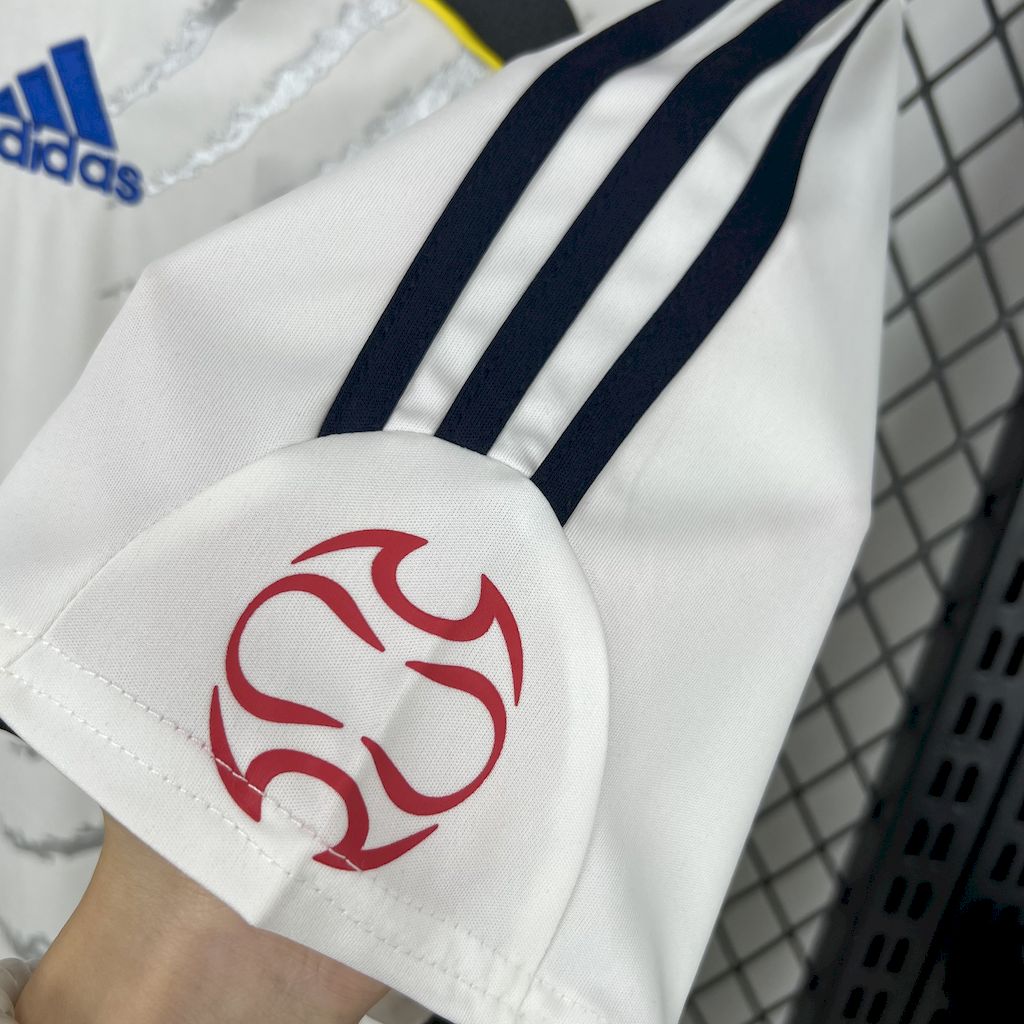 2024112415005555.jpg Retro Japan 2006 Away Jersey - Image 4