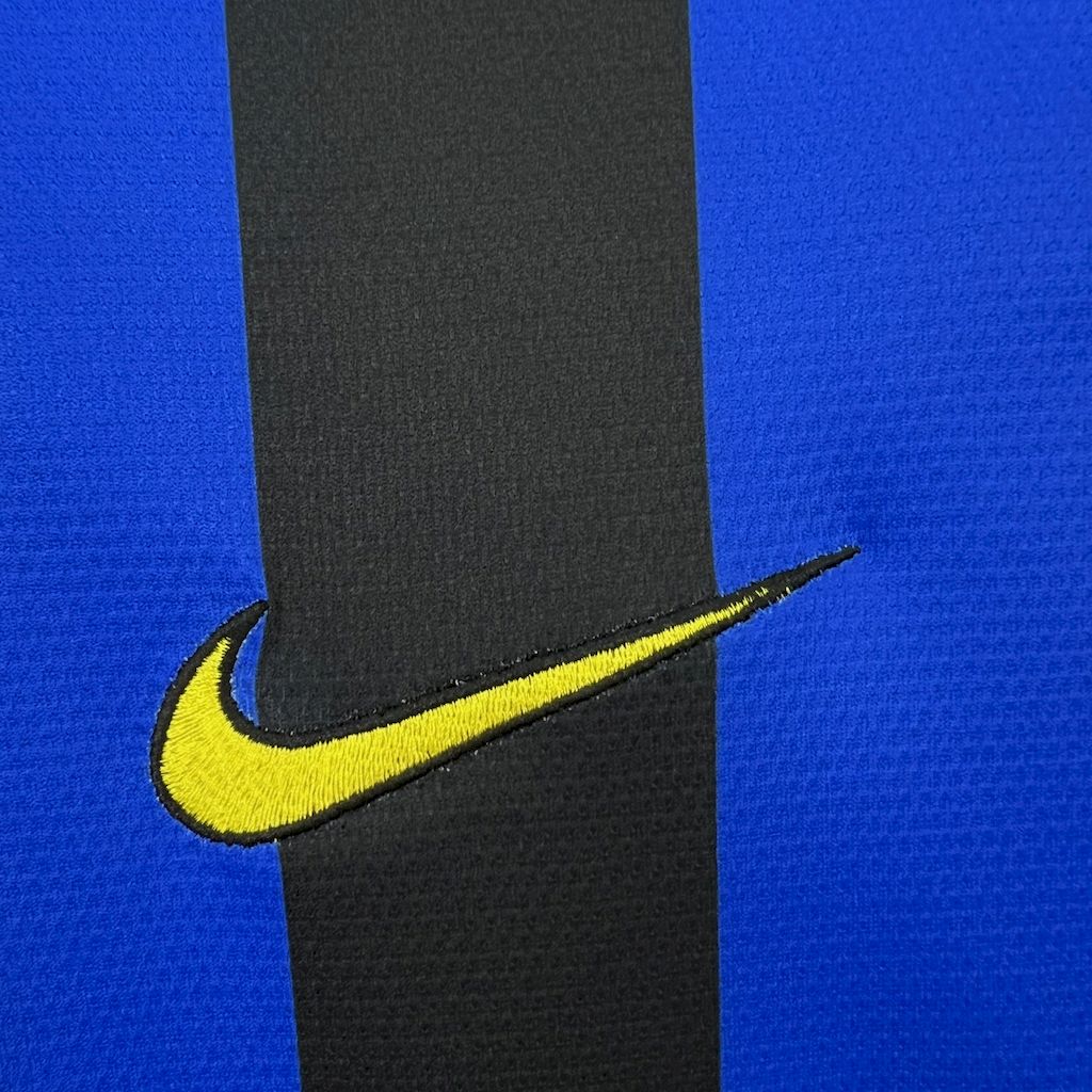 202411241537272.jpg Retro Inter Milan 1998/99 Home Jersey - Image 5