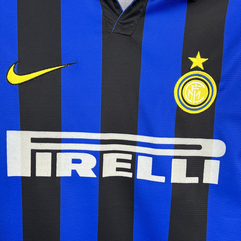 2024112415373140.jpg Retro Inter Milan 1998/99 Home Jersey - Image 4