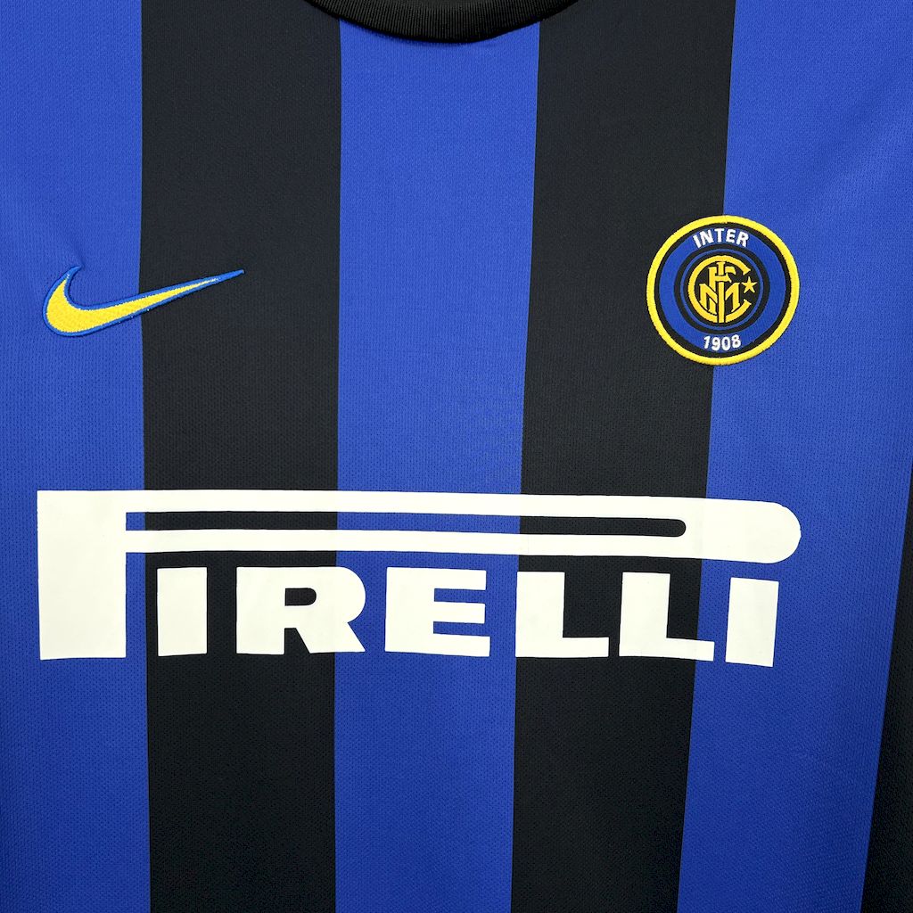 2024112415380553.jpg Retro Inter Milan 1999/2000 Home Jersey - Image 5