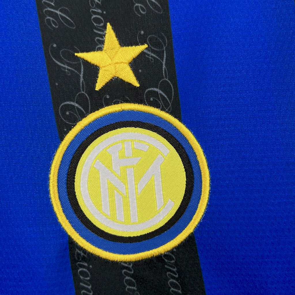 2024112415393141.jpg Retro Inter Milan 1997/98 Home Jersey - Image 5