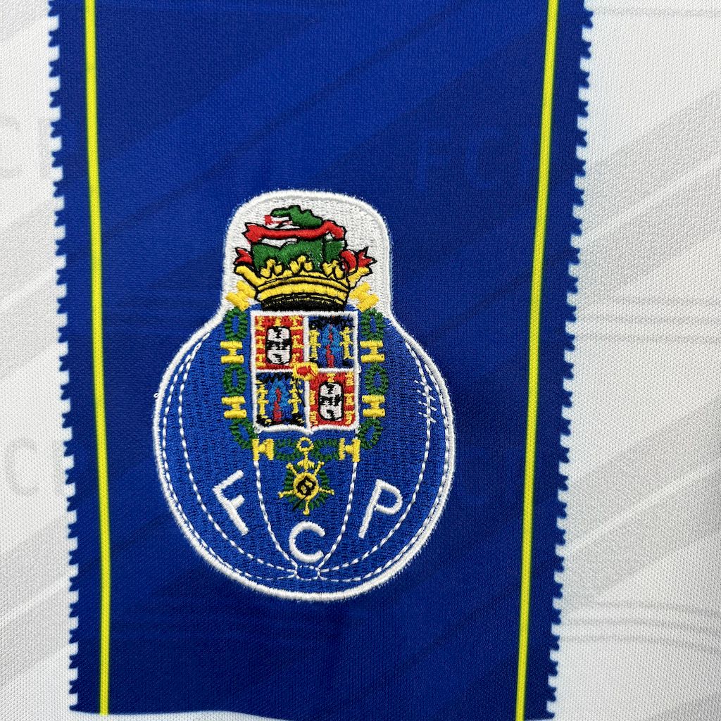 2024112509373131.jpg Retro FC Porto 1995/97 Home Jersey - Image 6