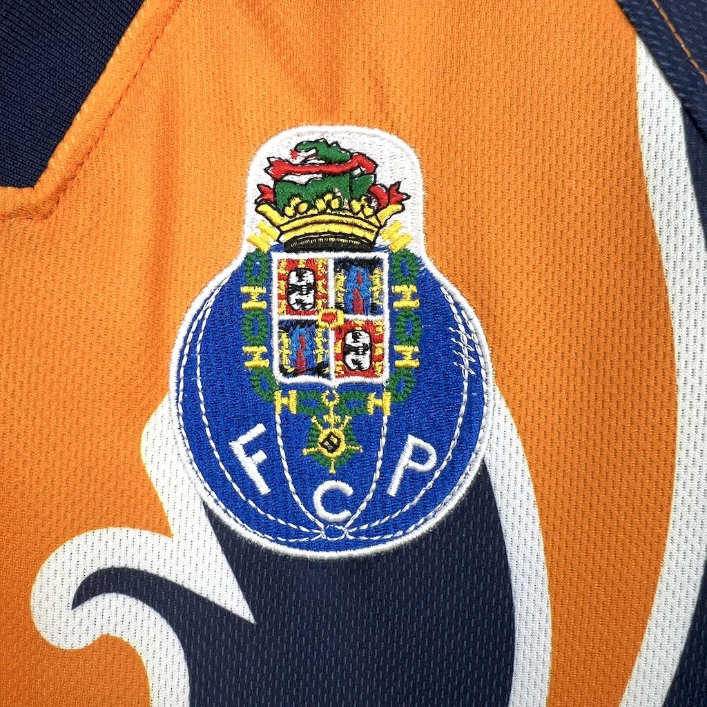2024112509375791.jpg Retro FC Porto 1997/99 Away Jersey - Image 5