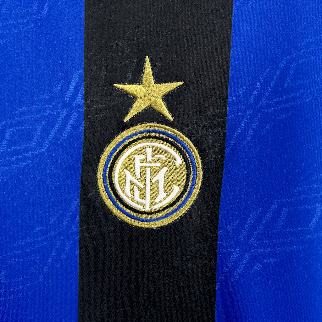 202411250939482.jpg Retro Inter Milan 1995/96 Home Jersey - Image 5