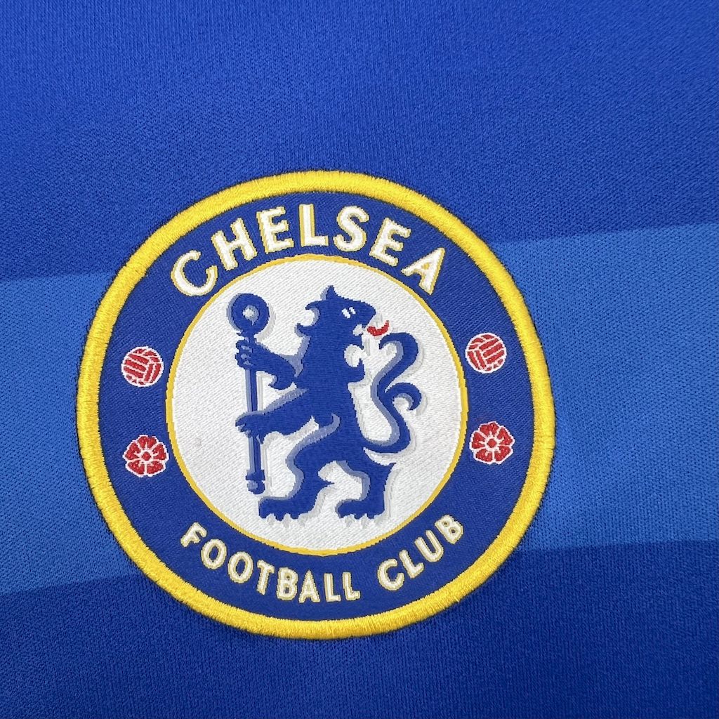 2024112513031539.jpg Retro Chelsea 2011/12 Home Jersey - Image 6