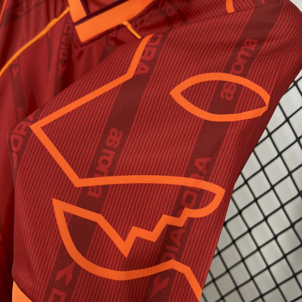 2024112514020026.jpg Retro AS Roma 1999/00 Home Jersey - Image 3