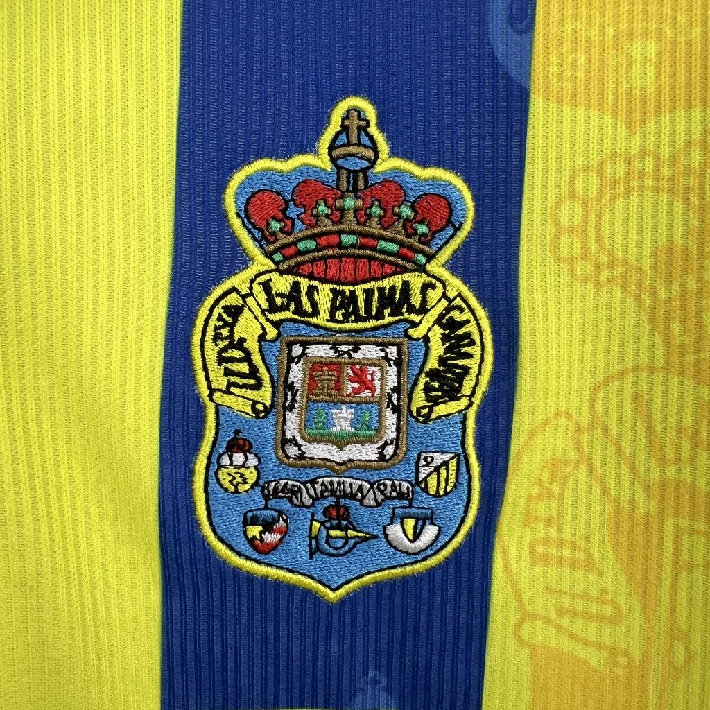 2024120312473147.jpg Retro UD Las Palmas 1998/99 Away Jersey - Image 6
