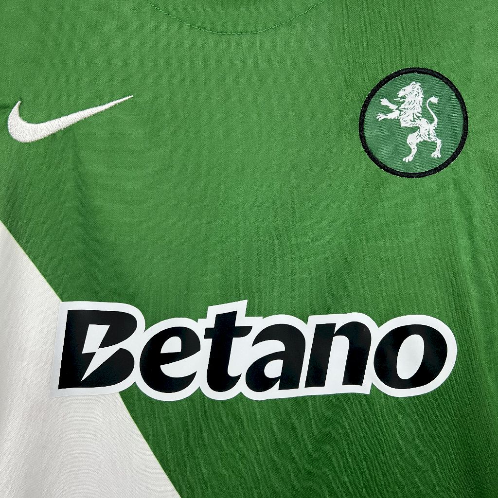 202412031254078.jpg Kids Sporting CP 2024/25 Stromp Kit - Image 8
