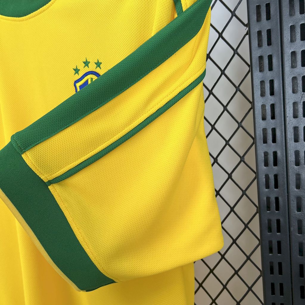 2024120513502572.jpg Retro Brazil 1998 Home Jersey - Image 3