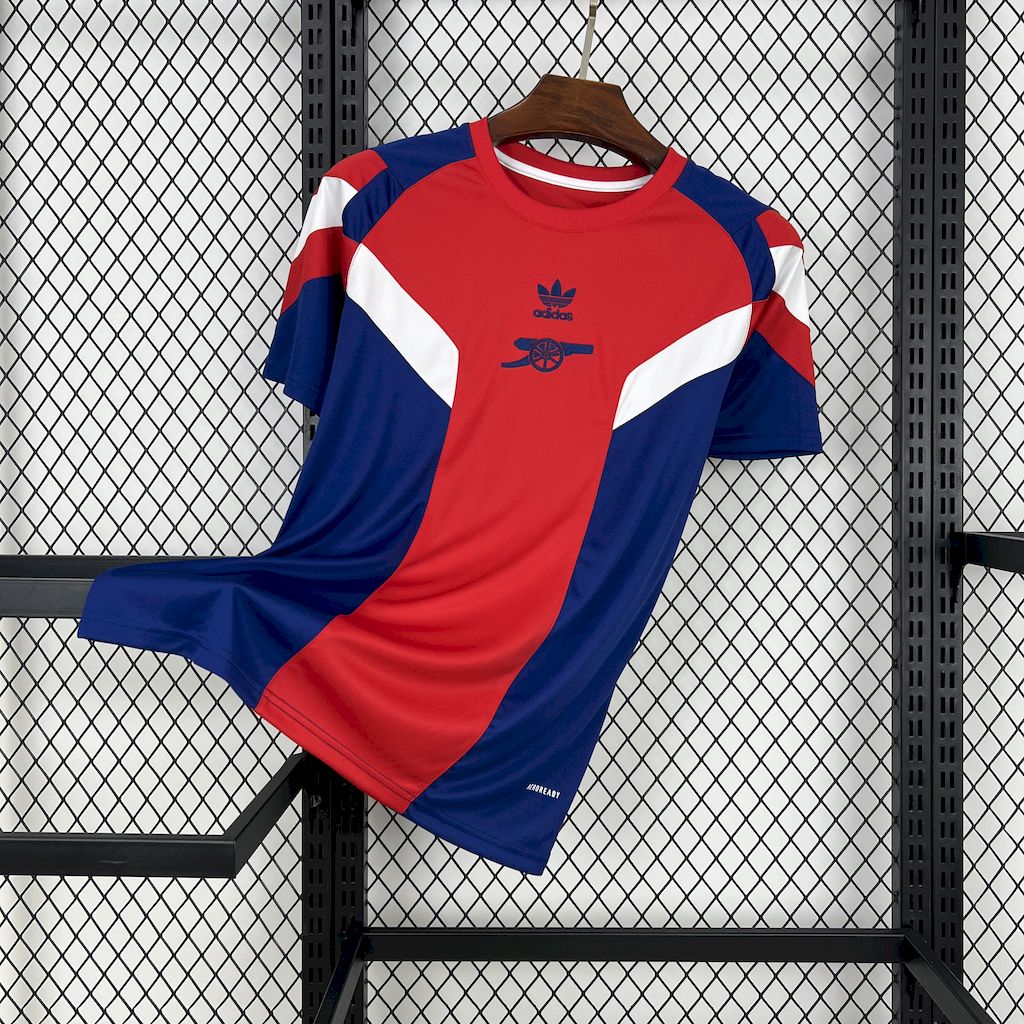 2024120514505141.jpg Mens Arsenal adidas 2024/25 LIFESTYLER OGT Jersey - Image 1