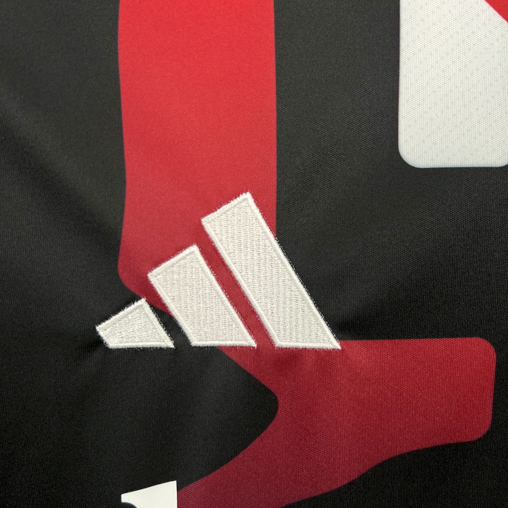 2024120515114750.jpg Mens Manchester United 2024/25 Pre Match Jersey - Image 7