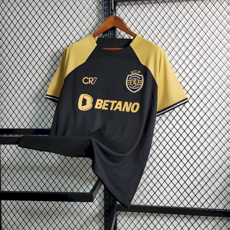 2024121708014126.jpg Mens Sporting CP 2023/24 Third Jersey - Image 1
