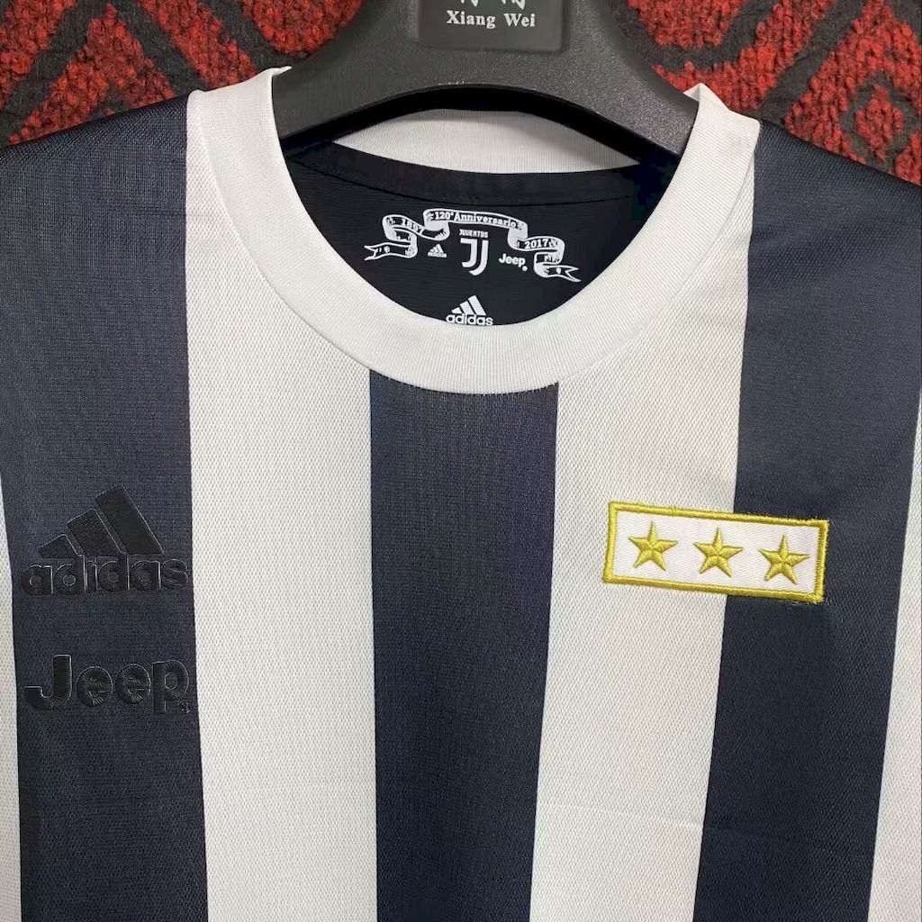 2024121819364452.jpg Retro Juventus 120th Anniversary Jersey - Image 3