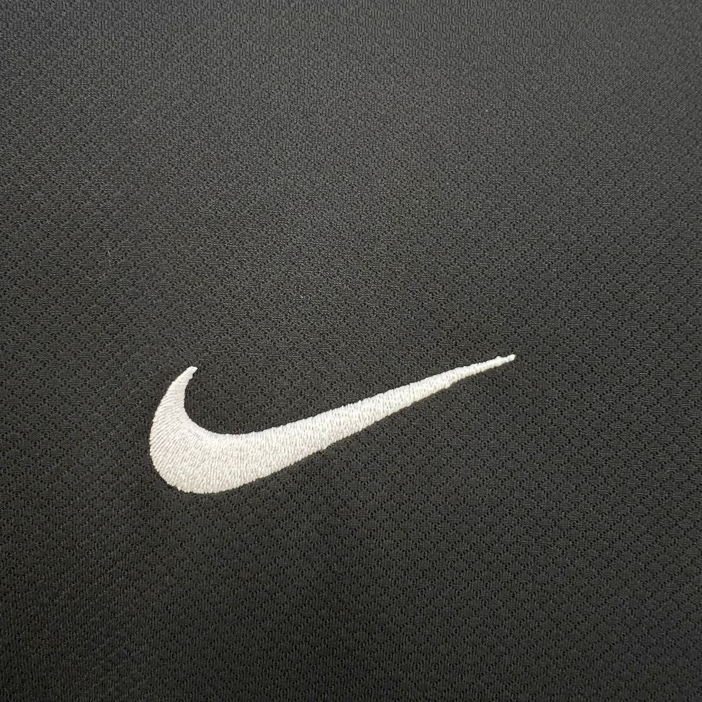 2024122206084232.jpg Mens Eintracht Frankfurt 2024/25 Away Jersey - Image 7