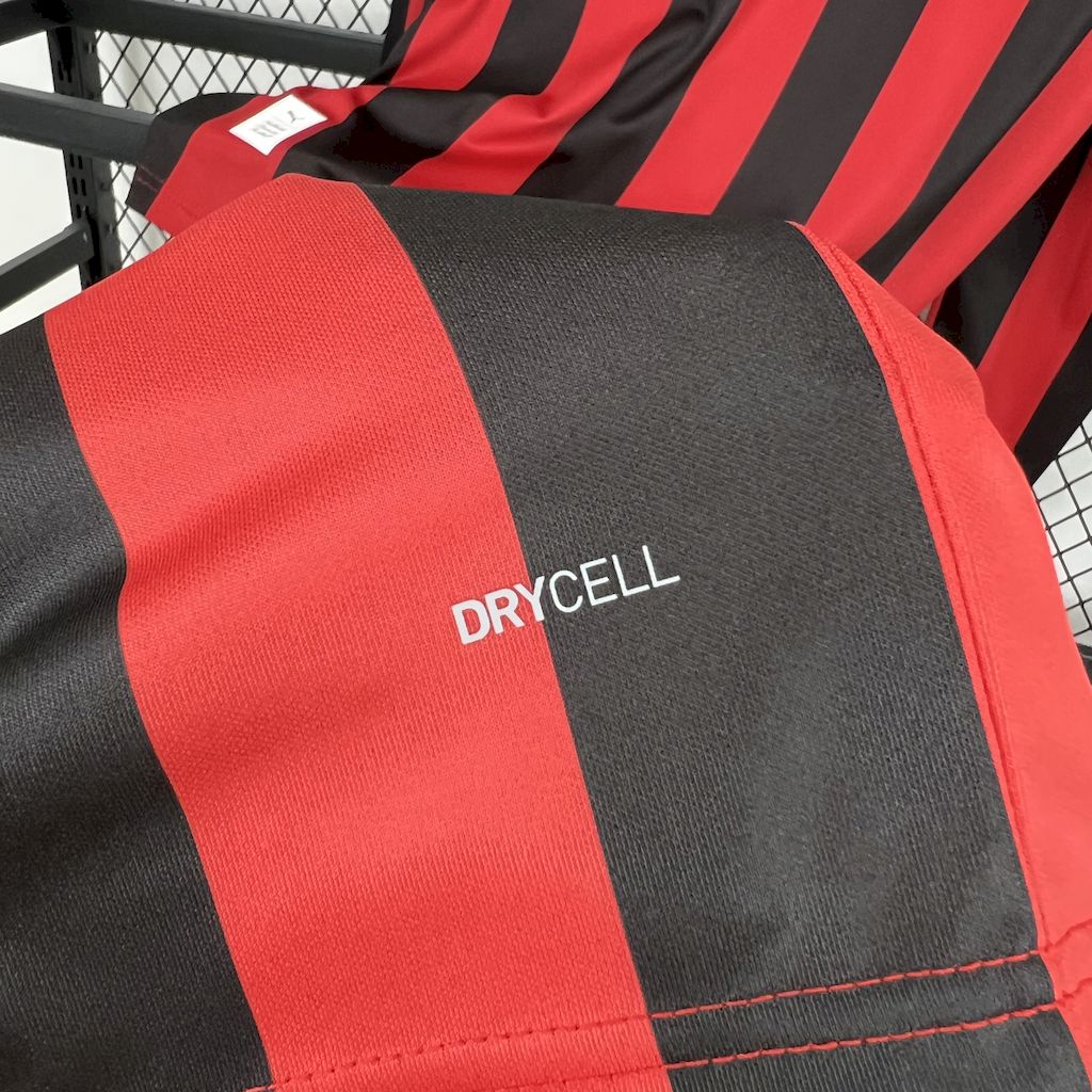 2025010218584510.jpg Mens AC Milan 2024/25 125th Anniversary Edition  Retro Jersey - Image 3