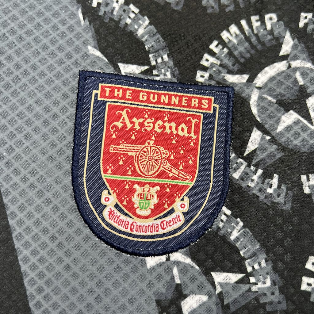 2025010218593761.jpg Retro Arsenal 1994/95 Goalkeeper Long Sleeve Jersey - Image 5