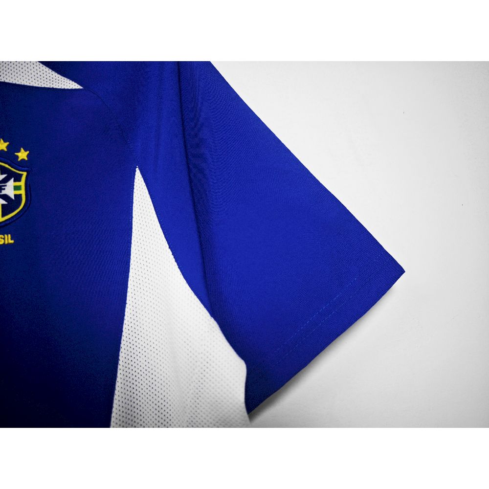 2025011503574884.jpg Retro Brazil 2002 Away Jersey - Image 5