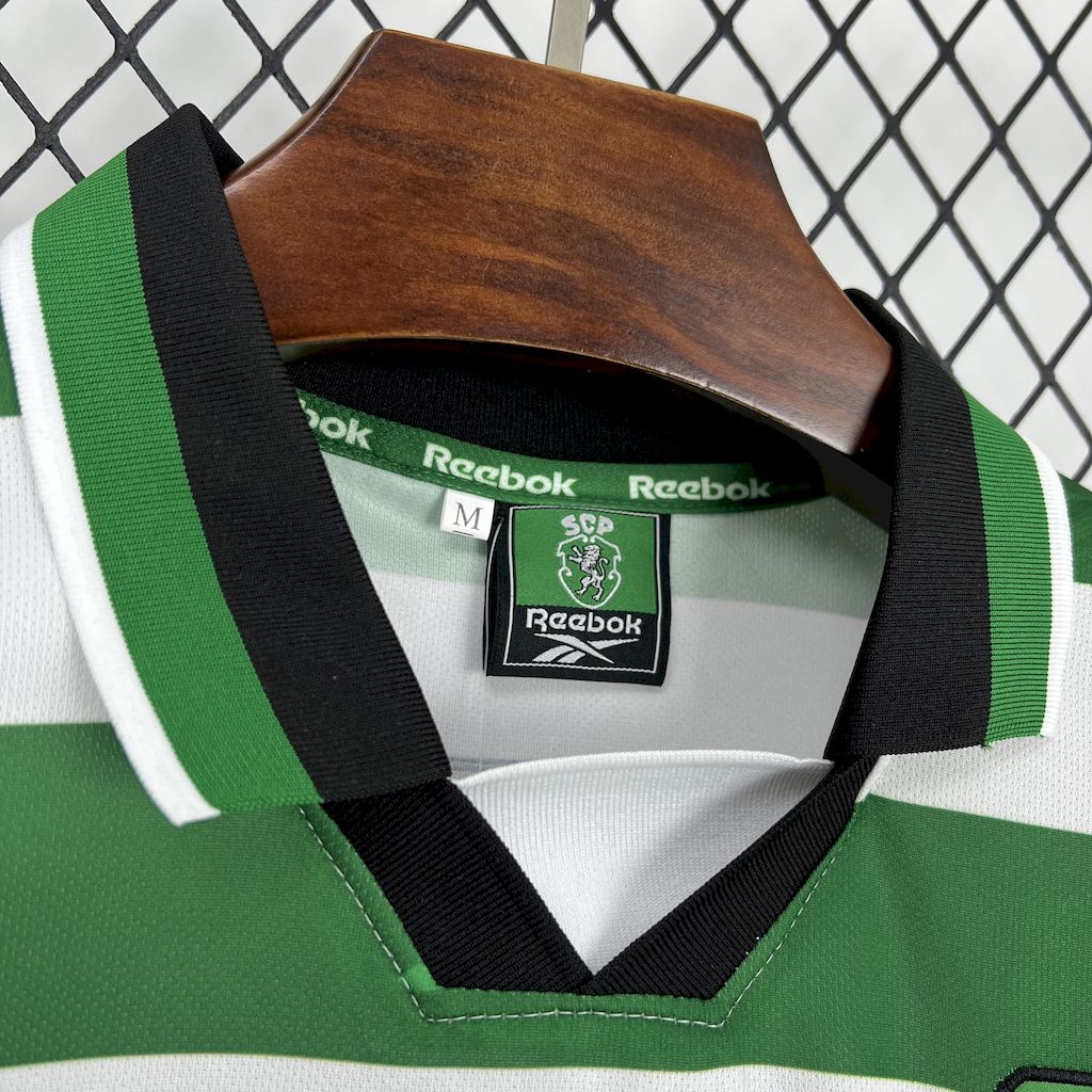 2025020609045690.jpg Retro Sporting CP 1999/00 Home Jersey - Image 7
