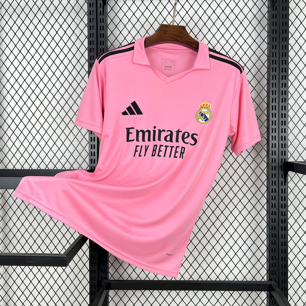 202502231435511.jpg Mens Real Madrid 2025/26 Pink special edition Jersey - Image 1