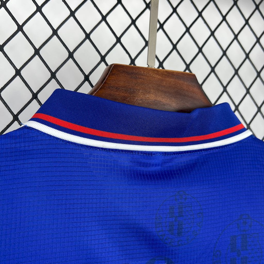 2025022609454270.jpg Retro Getafe Club de Futbol 1998/99 Home Jersey - Image 8