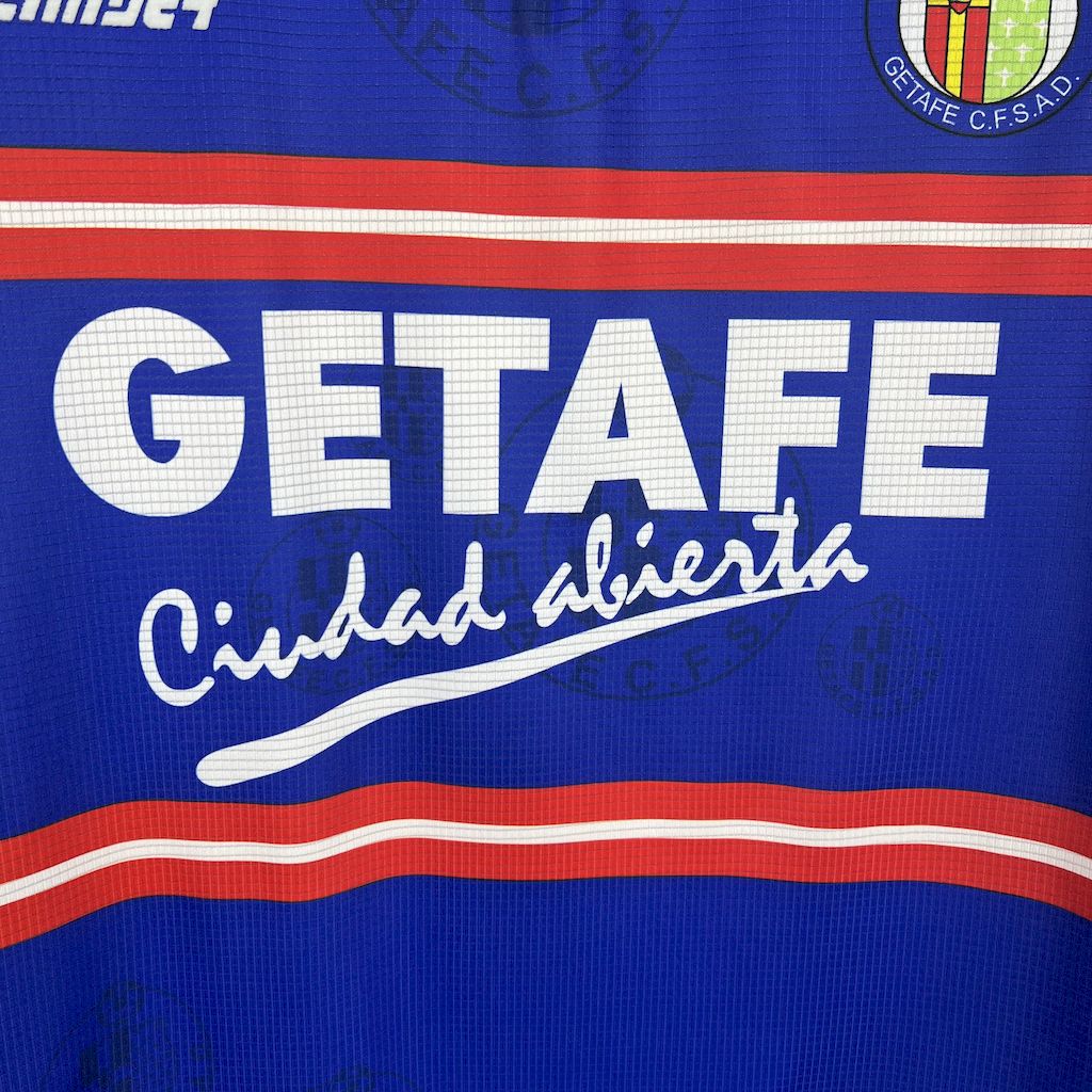 2025022609460041.jpg Retro Getafe Club de Futbol 1998/99 Home Jersey - Image 4