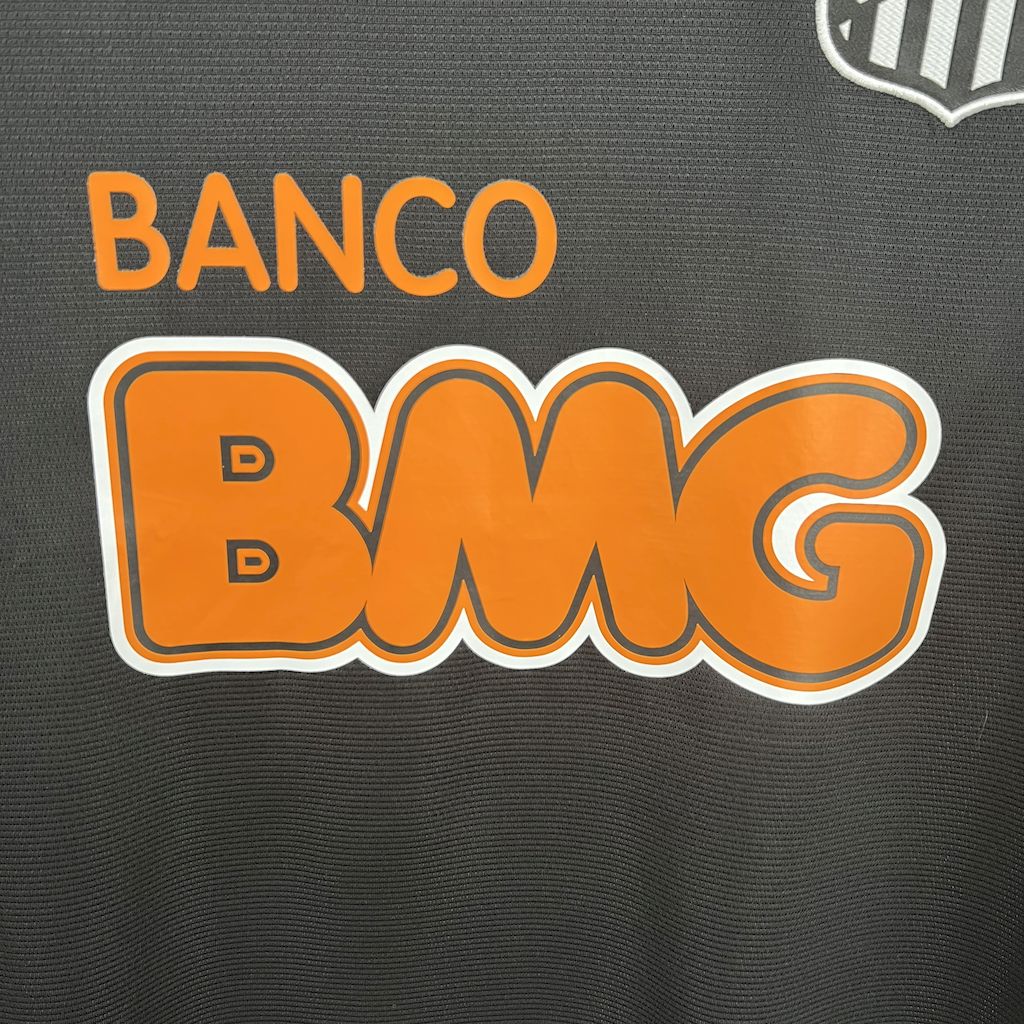 2025022611443585.jpg Retro Santos 2011/12 Black Jersey - Image 4