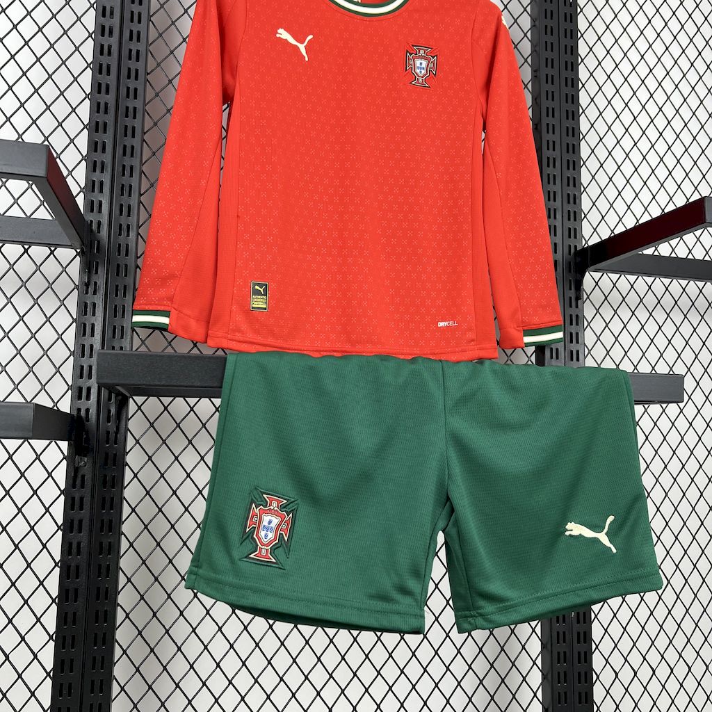 2025030515292948.jpg Kids Portugal 2025/26 Home Long Sleeve Kit - Image 3
