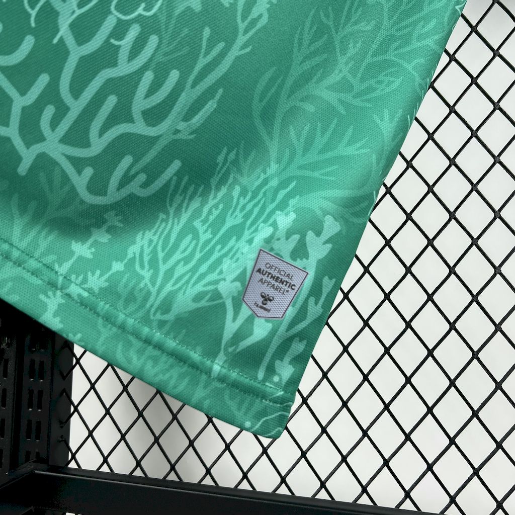 202503051544022.jpg Mens Real Betis 2024/25 Seaweed theme Jersey - Image 4