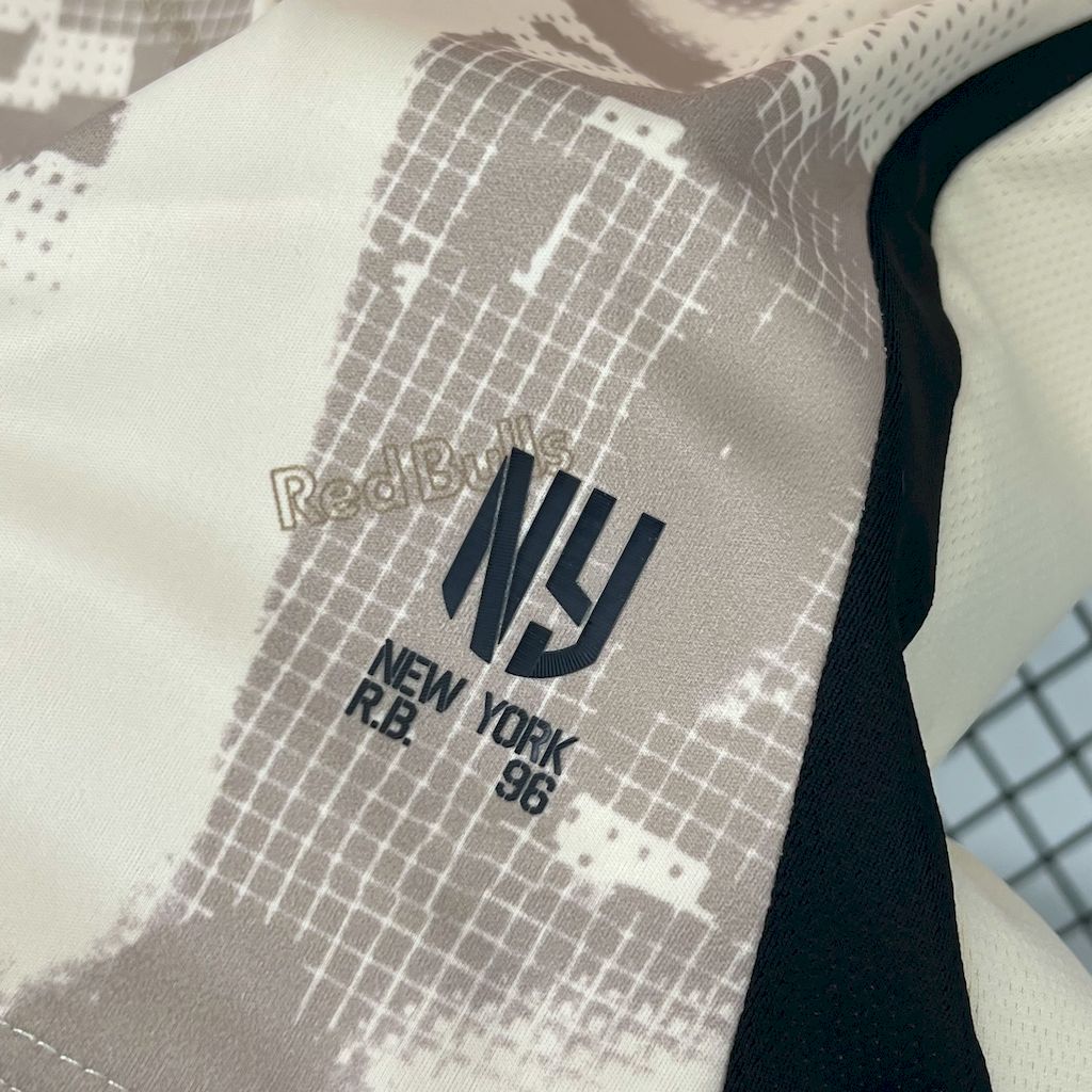 2025030714445980.jpg Mens New York Red Bulls 2025/26 Home Jersey - Image 6