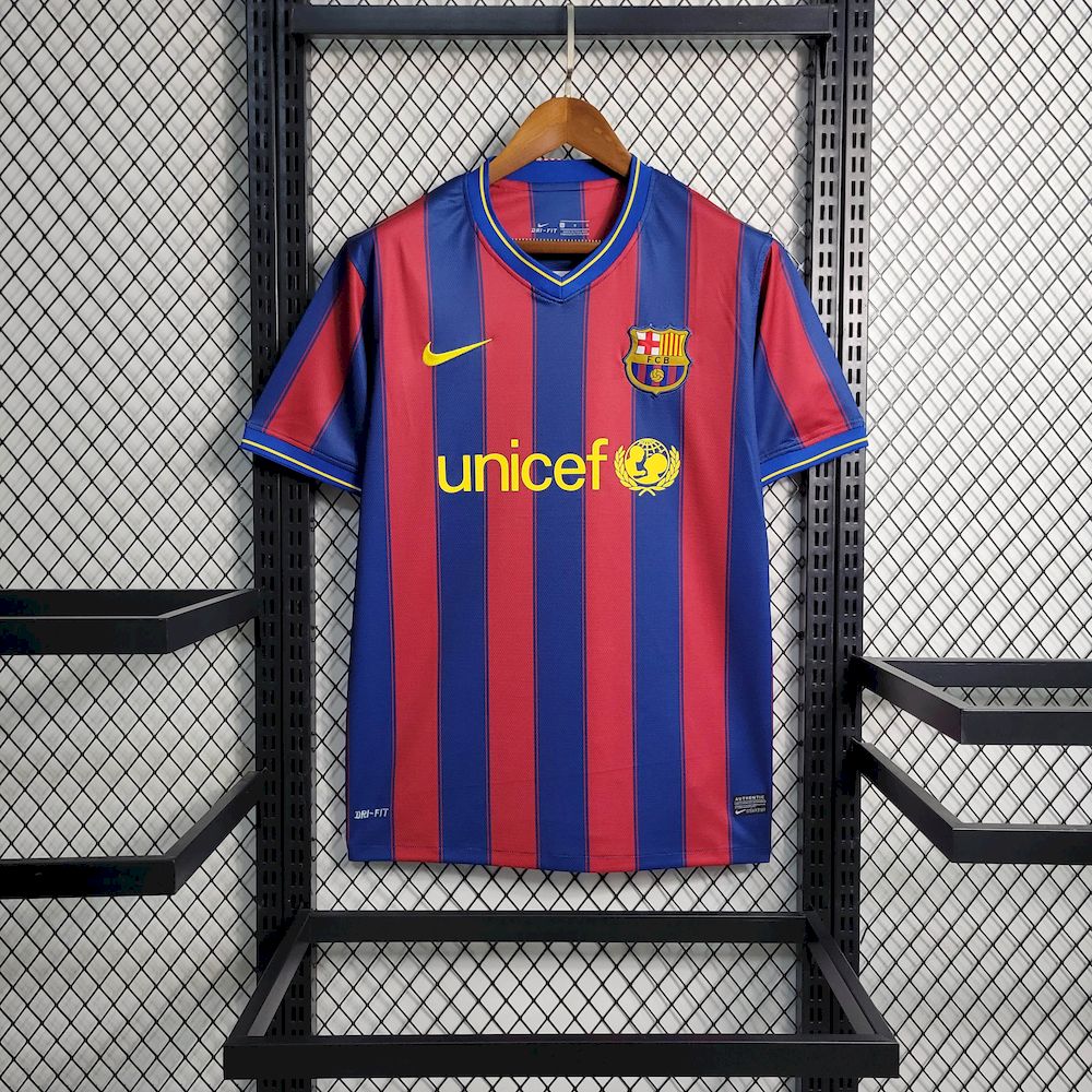 202503171125074.jpg Retro Barcelona 2009/10 Home Jersey - Image 3