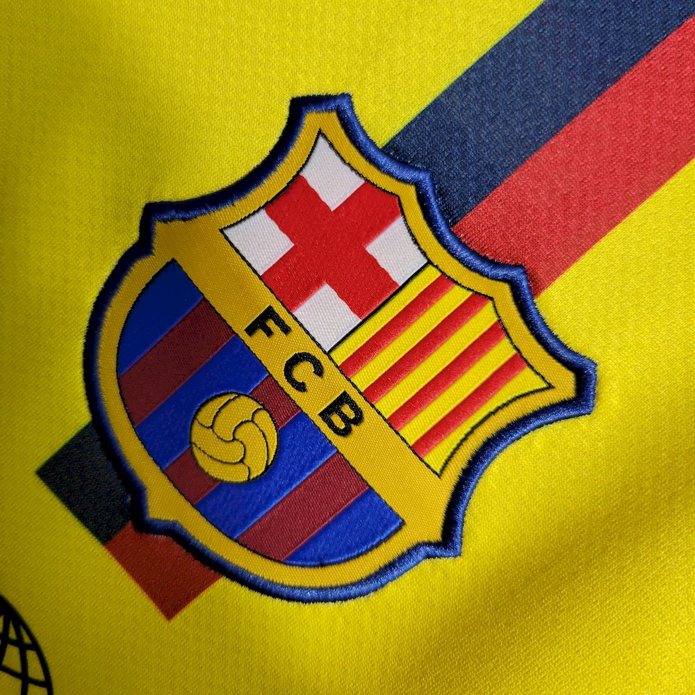 202503171127152.jpg Retro Barcelona 2008/09 Away Jersey - Image 9