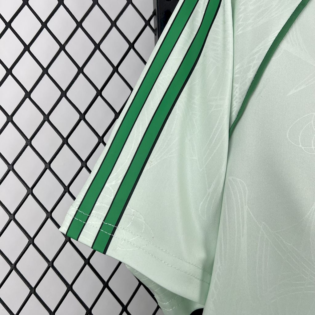 2025032017191999.jpg Mens Celtic 2025/26 St. Patrick’s Day Green Jersey - Image 5