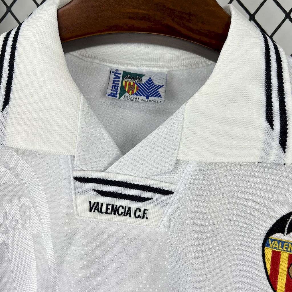 2025032017511333.jpg Retro Valencia CF 1999/00 Home Jersey - Image 7