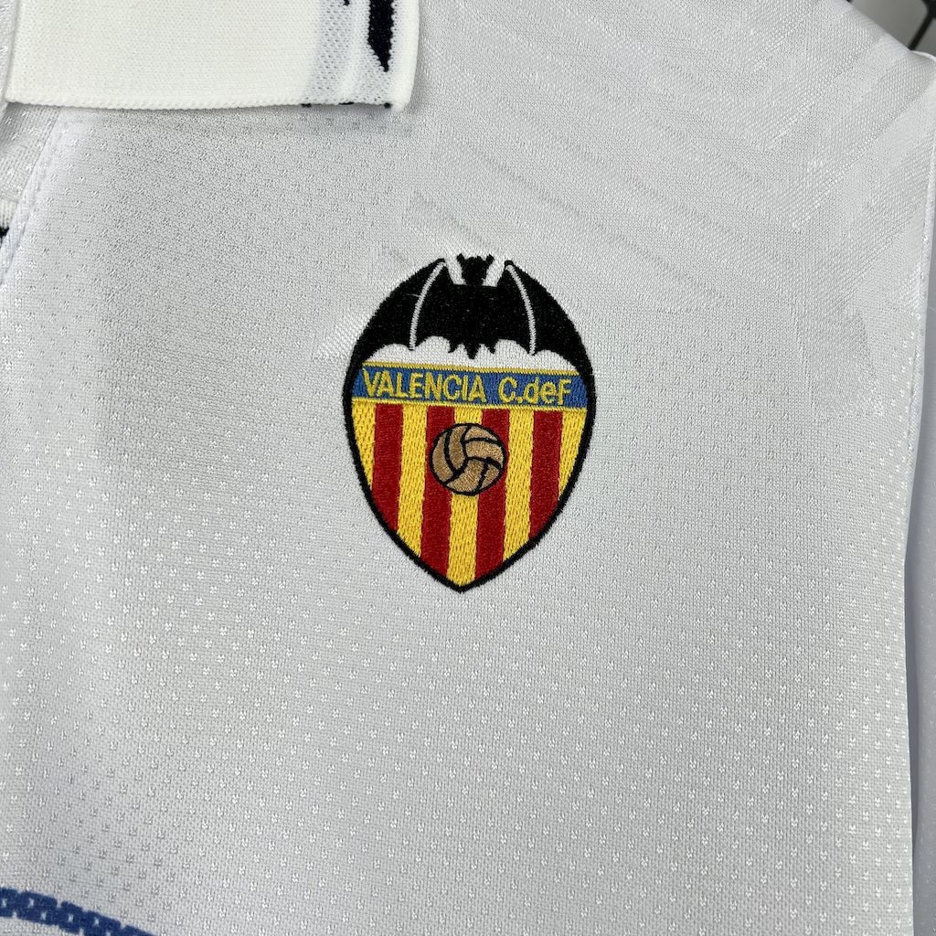 202503201751169.jpg Retro Valencia CF 1999/00 Home Jersey - Image 6