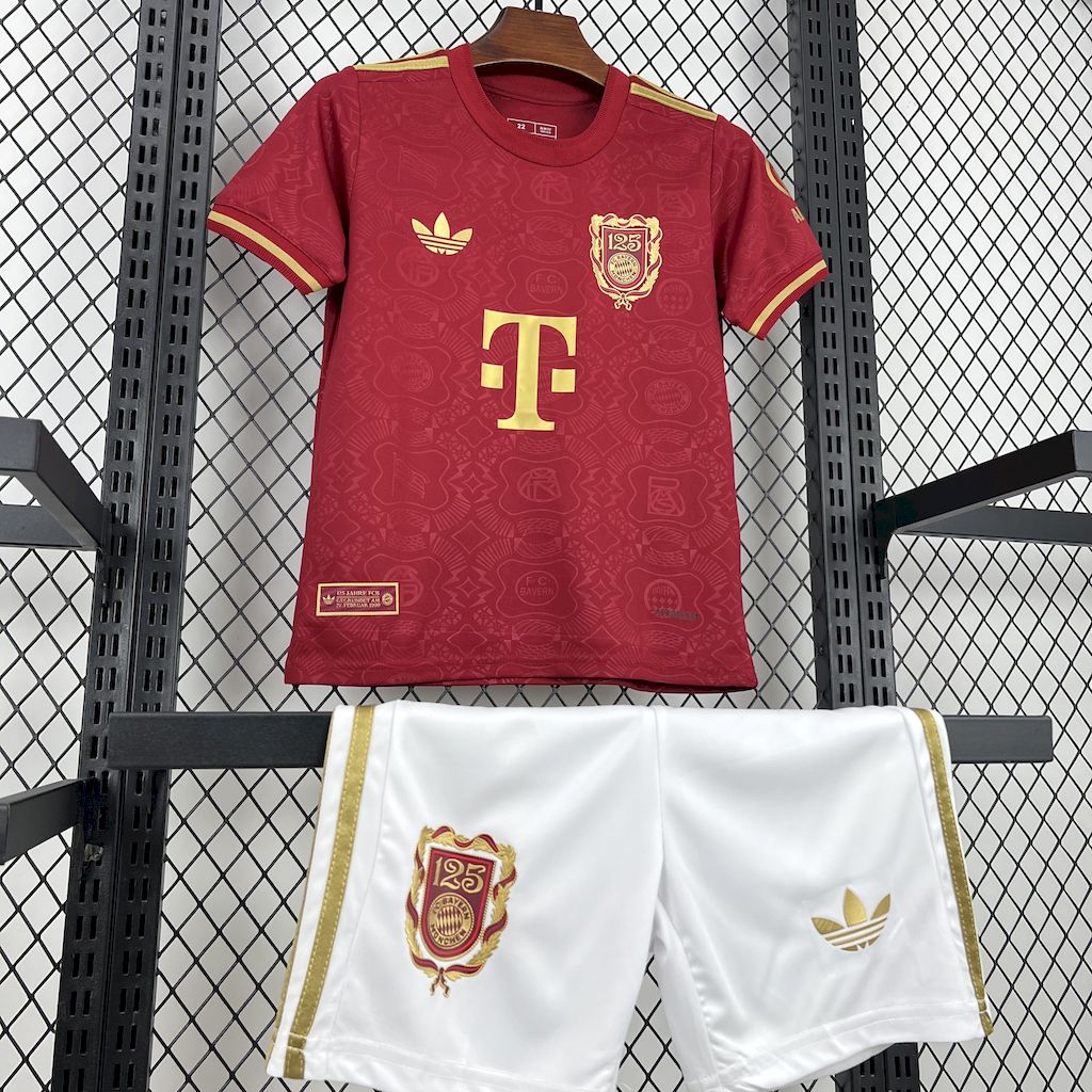 2025032216262326.jpg Kids Bayern Munich 2024/25 125 Anniversary Kit - Image 4
