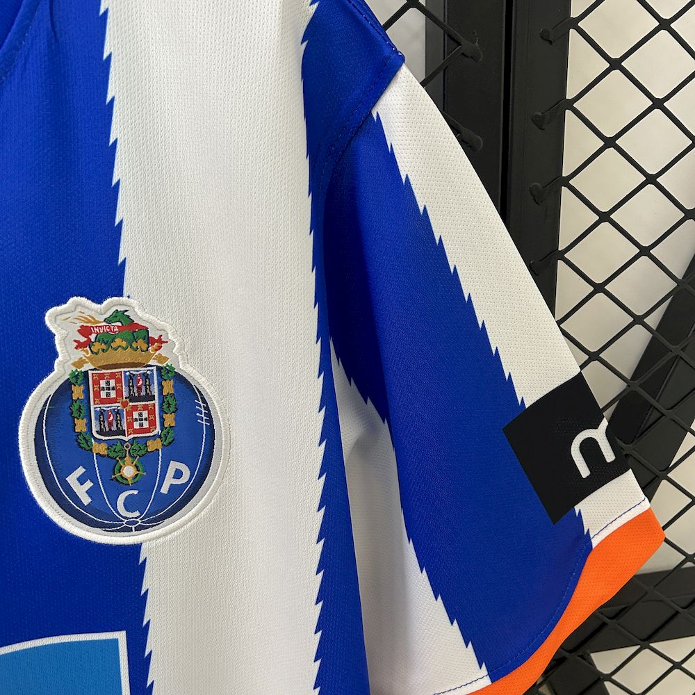 2025032904451642.jpg Retro FC Porto 2010/11 Home Jersey - Image 3