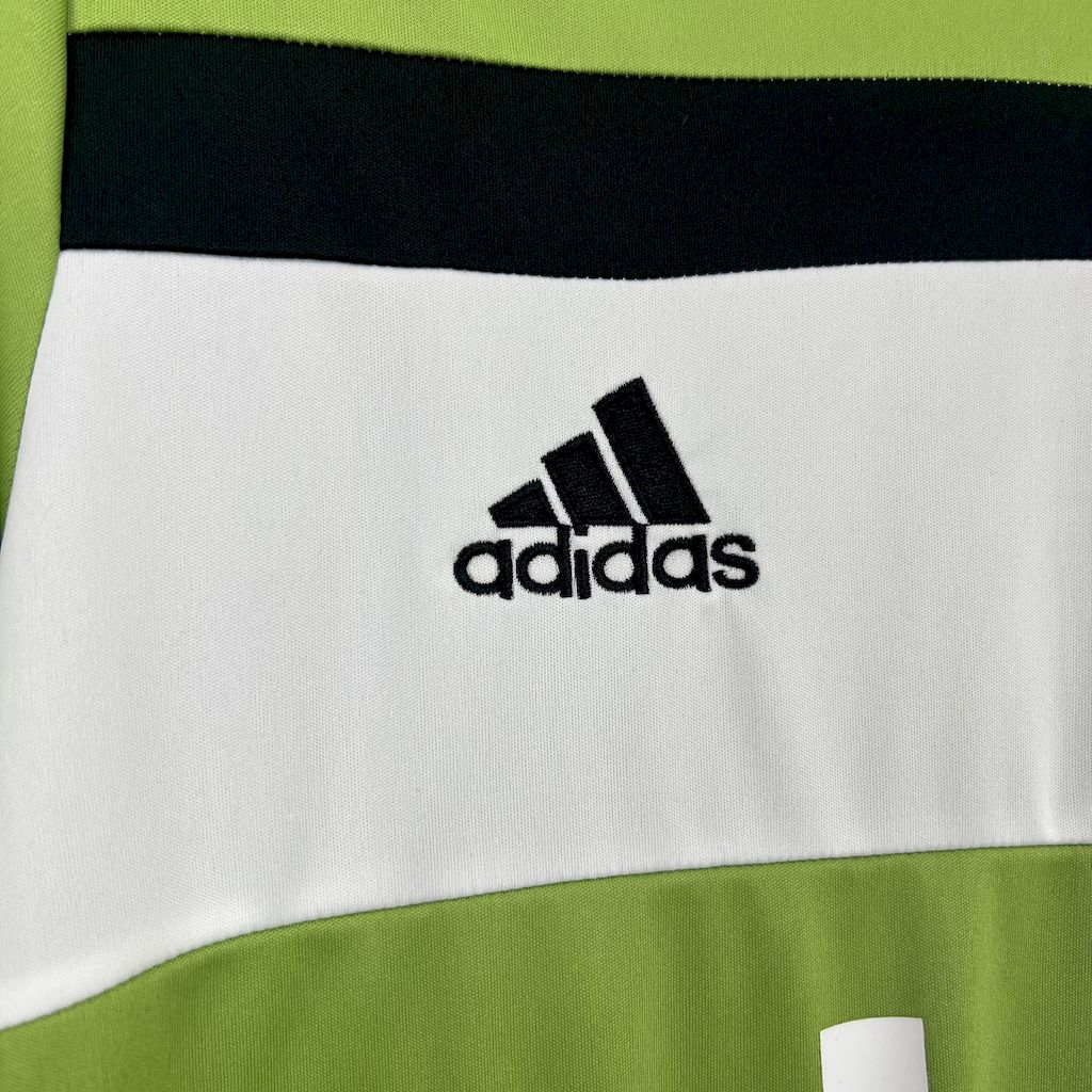 2025032918320946.jpg Retro Juventus 2017/18 Third Jersey - Image 6