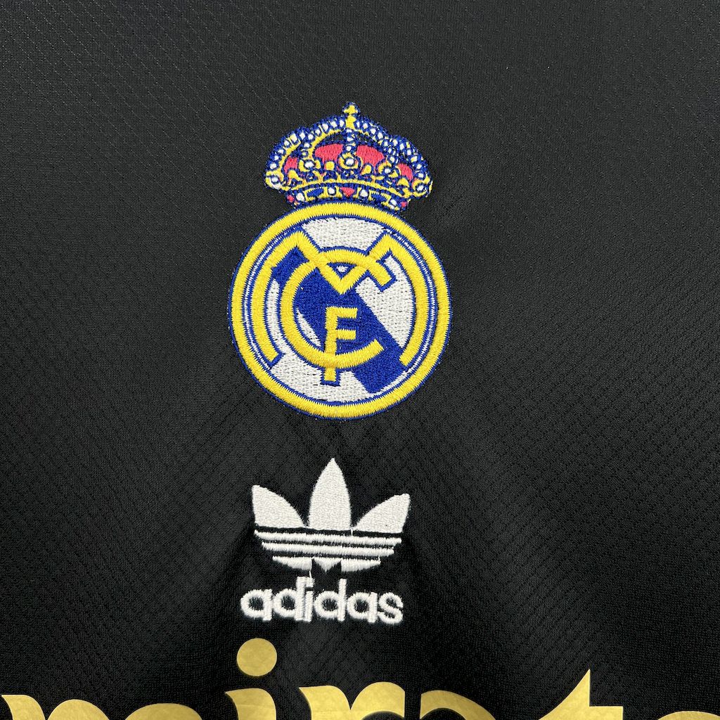 2025032919021873.jpg Mens Real Madrid 2025/26 Retro Special Edition Jersey - Image 7