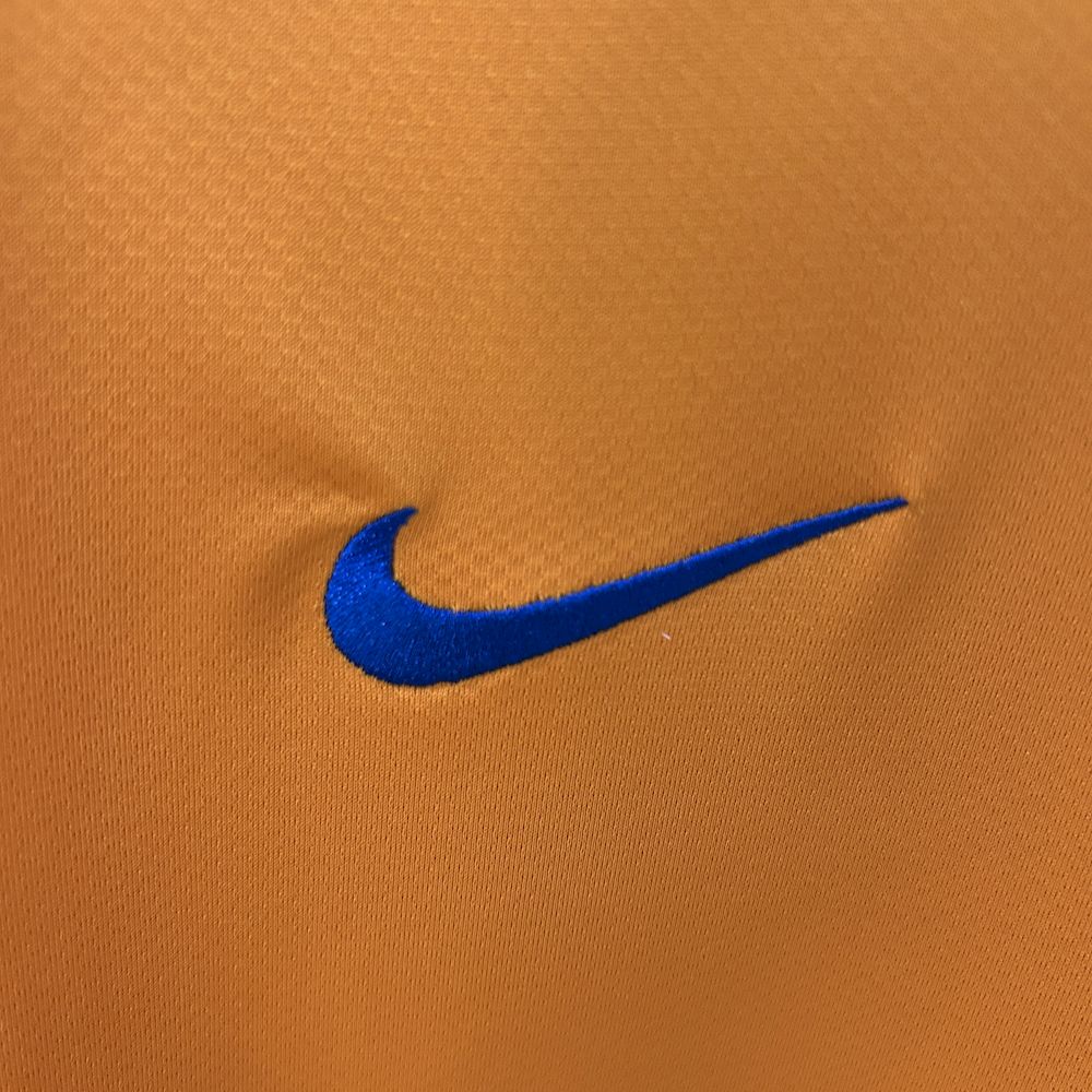202504011330045.jpg Retro Barcelona 2006/07 Away Jersey - Image 5